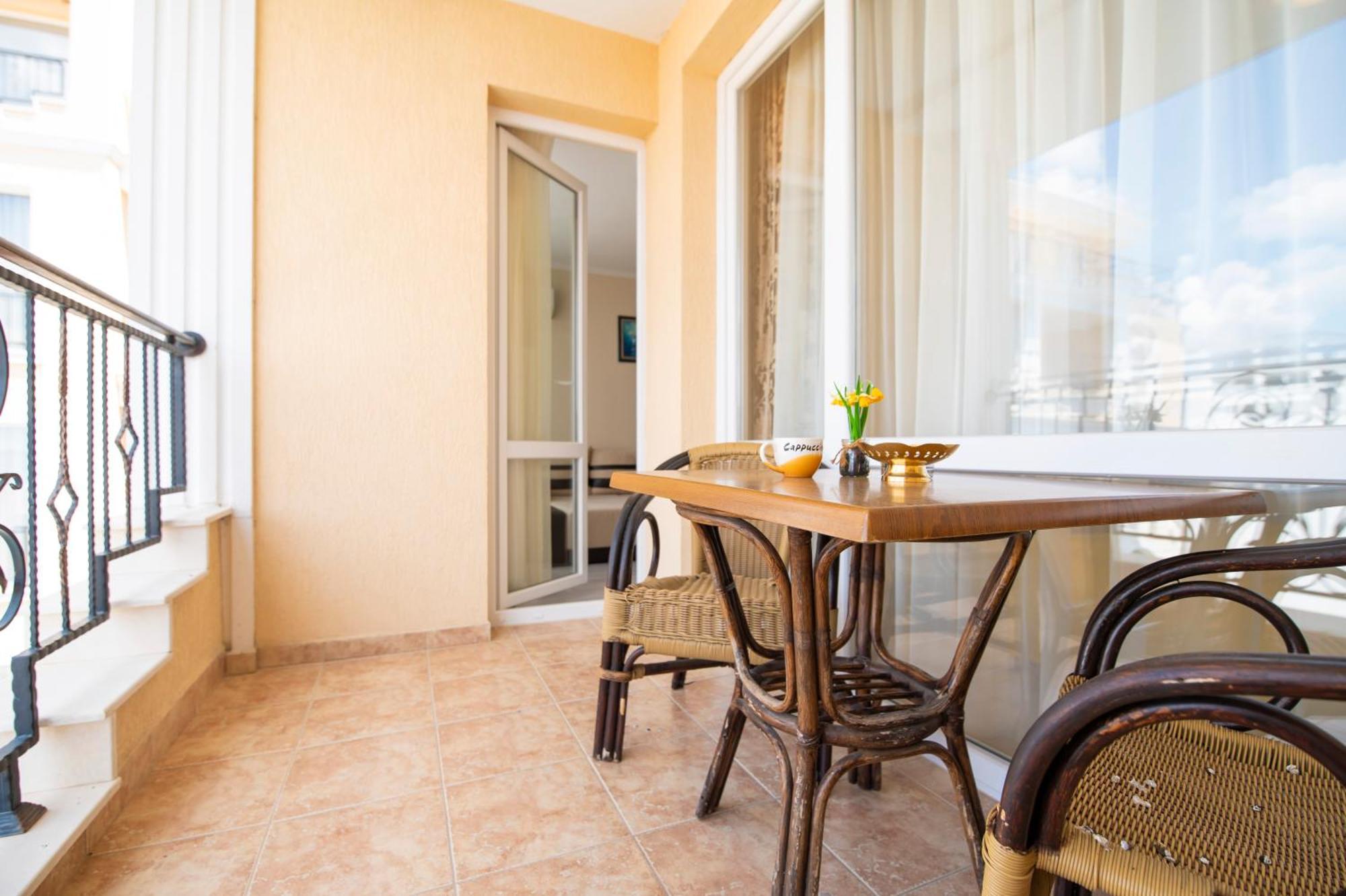Sveti Vlas Apartments Eksteriør billede