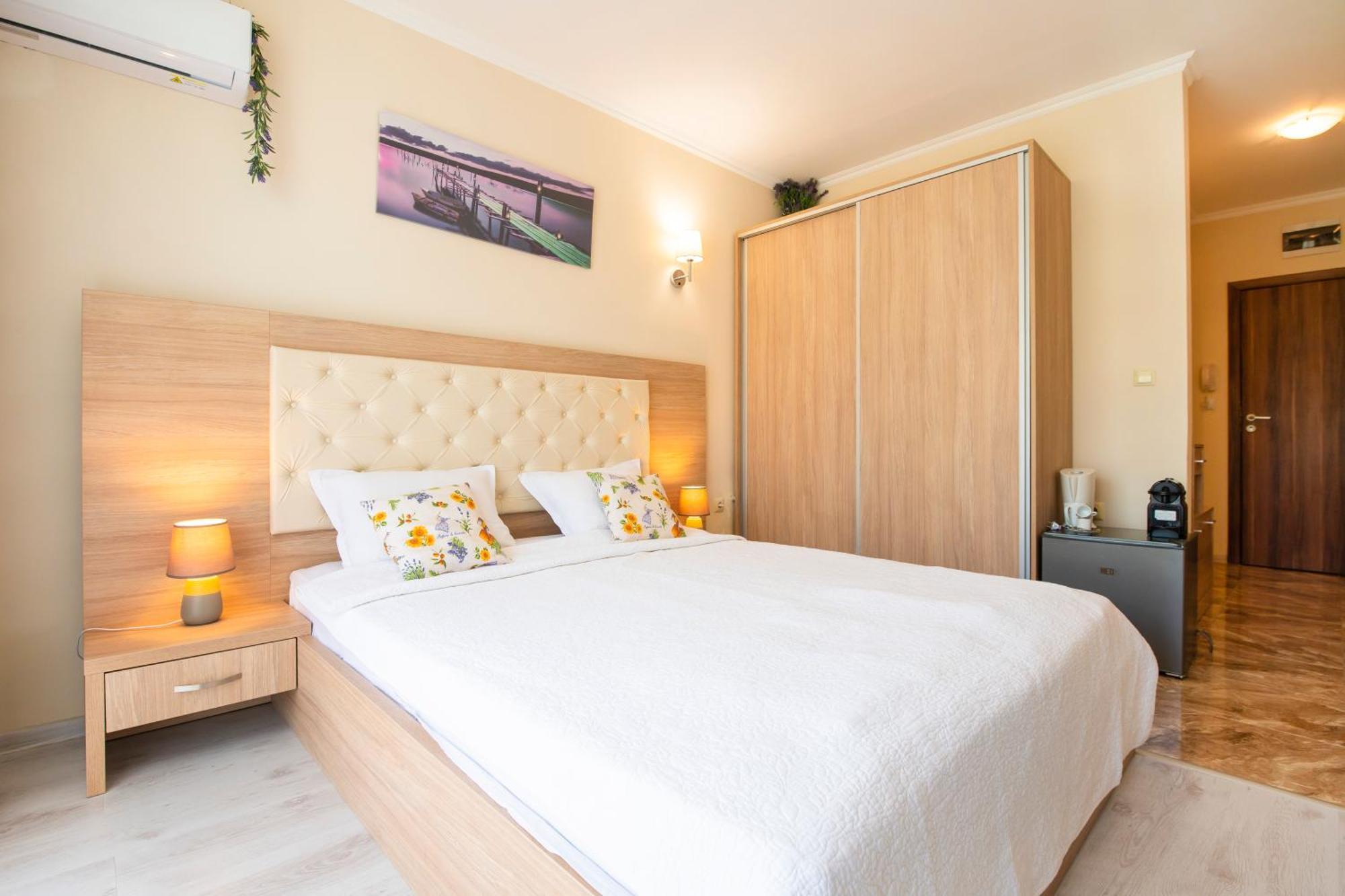 Sveti Vlas Apartments Eksteriør billede